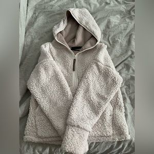 Prana Sherpa pull over